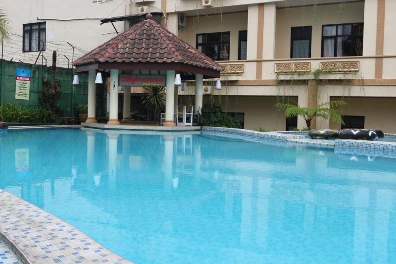 באטו Zamzam Hotel And Resort מראה חיצוני תמונה